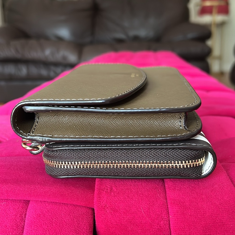 Henri Bendel 2-in-1 Crossbody Bag-NWOT - Picture 14 of 16